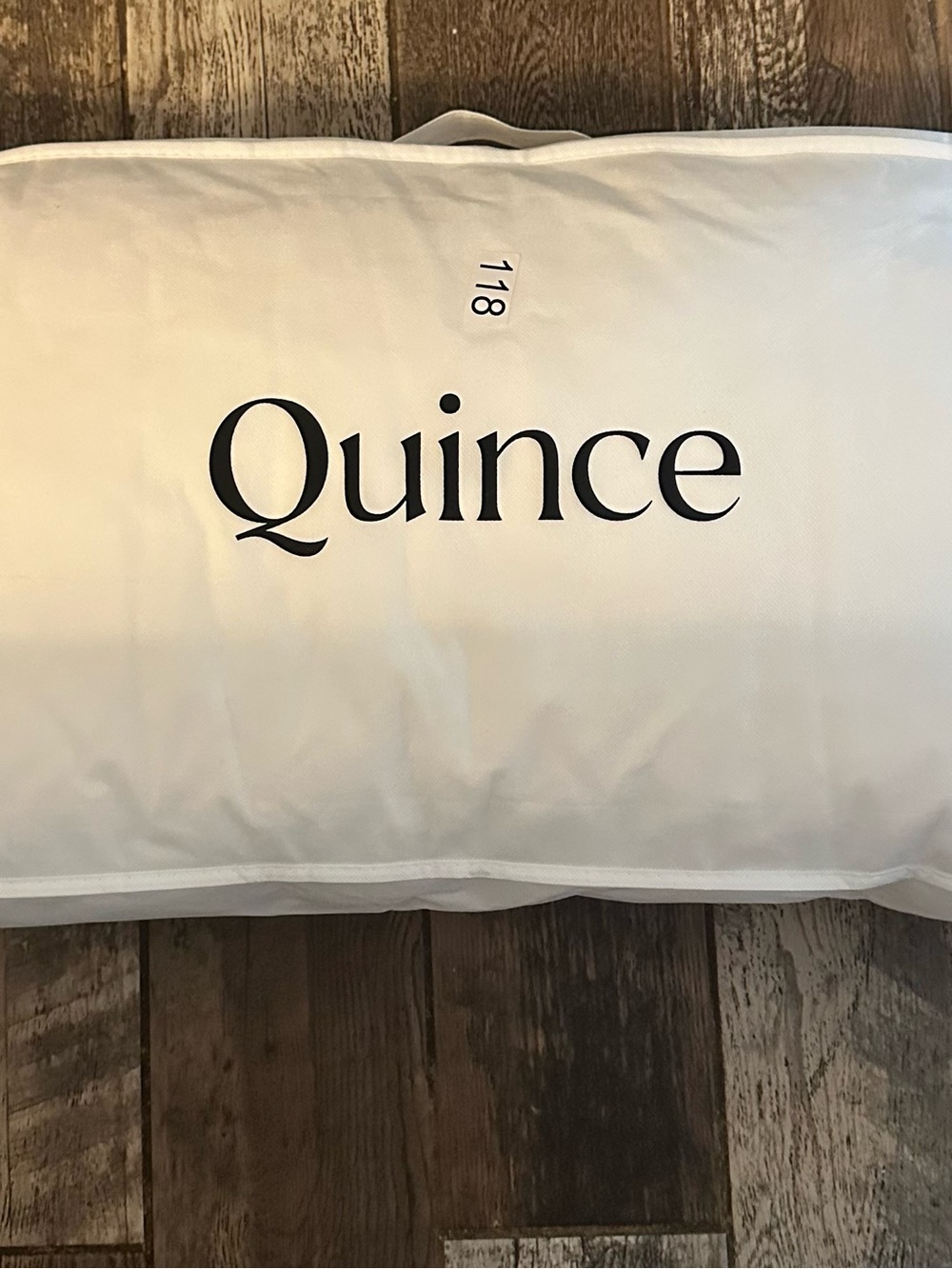 Quince Premium Down Alternative Pillow King Medium/Firm NWOT - Picture 2 of 5